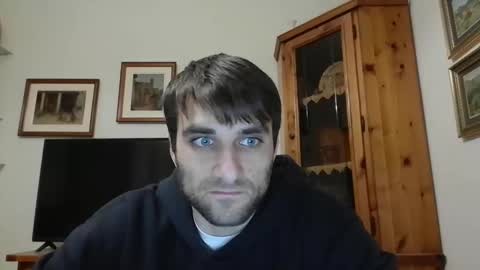 bluejoee online show from April 27, 9:29 am