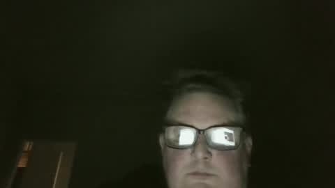 Snapshot of bluemoose70 chatting on December 17, 2:33 am bluemoose70 online show from December 17, 2:33 am