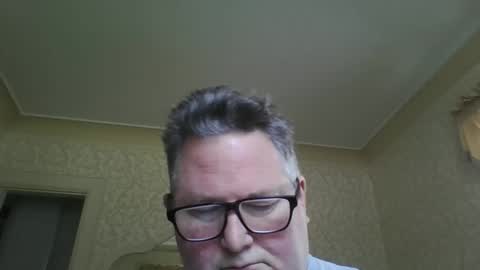 Snapshot of bluemoose70 chatting on September 9, 3:44 pm bluemoose70 online show from September 9, 3:44 pm