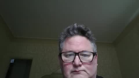 Snapshot of bluemoose70 chatting on September 24, 3:26 pm bluemoose70 online show from September 24, 3:26 pm