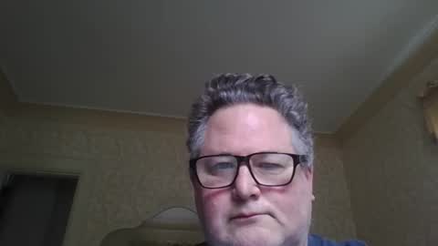 Snapshot of bluemoose70 chatting on October 25, 4:46 pm bluemoose70 online show from October 25, 4:46 pm