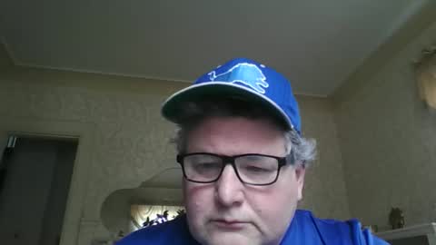 bluemoose70 online show from April 3, 7:23 pm