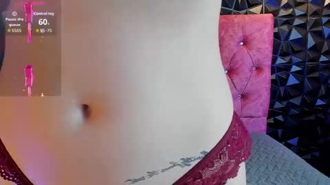 Violette 3 online show from June 8, 2:06 pm