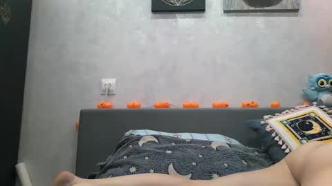 BlueXOwl online show from November 7, 6:41 pm