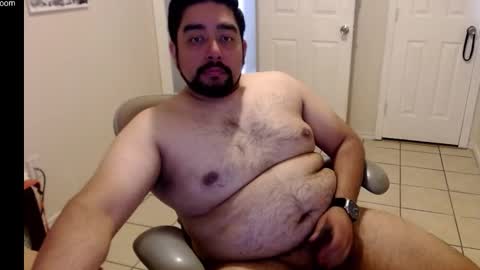 Snapshot of bluey01 chatting on February 28, 8:54 pm bluey01 online show from February 28, 8:54 pm