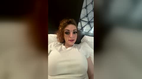 blueyes151893 online show from March 17, 8:01 pm