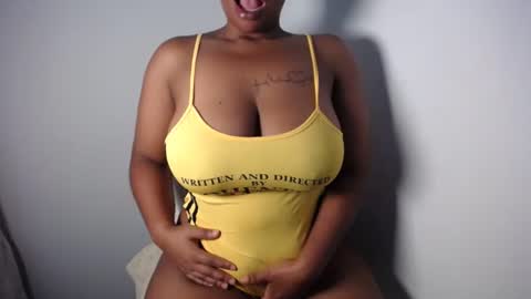 Snapshot of blueyivy chatting on July 15, 9:14 am Babygirl online show from July 15, 9:14 am