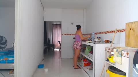  Hey guysI am BrendaWelcome my room online show from April 10, 6:45 pm