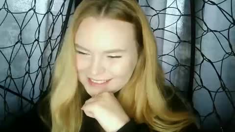 blushing_star online show from September 14, 9:08 am