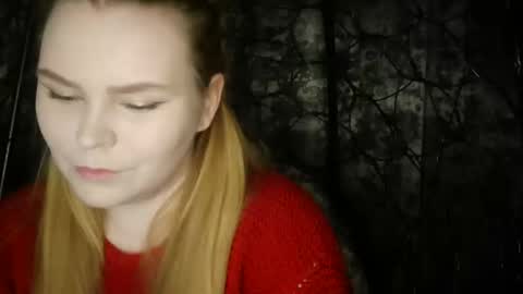 blushing_star online show from November 11, 4:40 pm