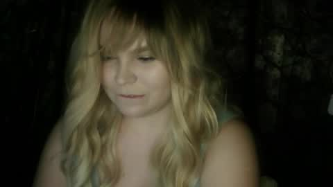 blushing_star online show from December 19, 4:36 pm