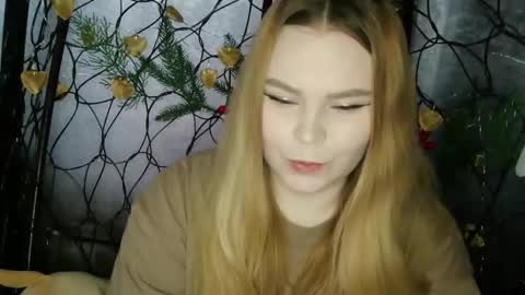 blushing_star online show from February 21, 8:15 am