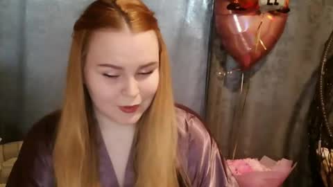 blushing_star online show from April 29, 12:09 pm