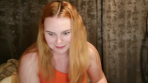 Snapshot of blushing_star chatting on August 1, 7:13 pm blushing_star online show from August 1, 7:13 pm