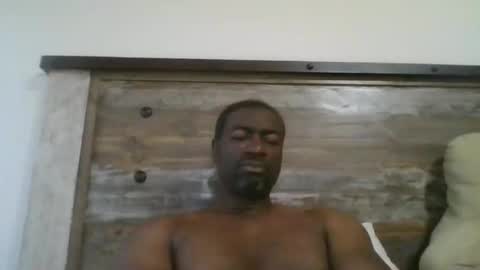 Snapshot of bluuthunder1914 chatting on November 17, 4:13 pm bluuthunder1914 online show from November 17, 4:13 pm