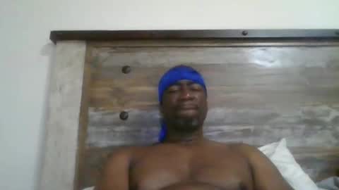 Snapshot of bluuthunder1914 chatting on November 21, 12:32 am bluuthunder1914 online show from November 21, 12:32 am