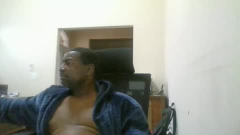 Snapshot of bluuthunder1914 chatting on December 5, 5:53 pm bluuthunder1914 online show from December 5, 5:53 pm