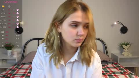 Erica online show from December 22, 4:38 pm