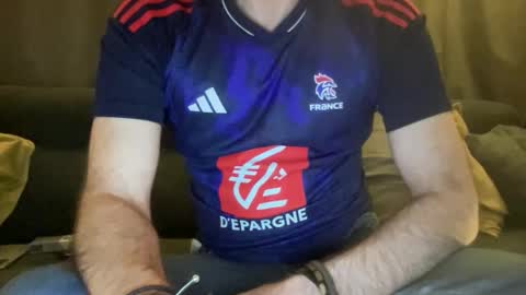 Snapshot of bmcmg chatting on September 15, 12:21 am Brian mc online show from September 15, 12:21 am