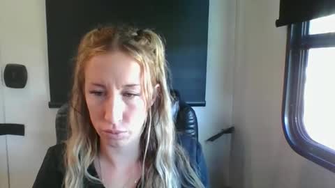 Snapshot of bmorganne420 chatting on November 19, 5:13 pm MamaMorgan online show from November 19, 5:13 pm