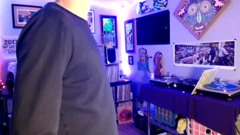 Snapshot of bnczuperzexy chatting on December 8, 6:54 am ZuperZexyZounds online show from December 8, 6:54 am