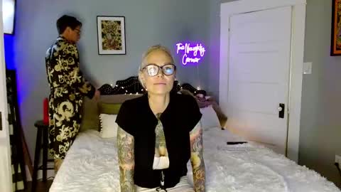 Snapshot of bnczuperzexy chatting on March 7, 5:18 am ZuperZexyZounds online show from March 7, 5:18 am