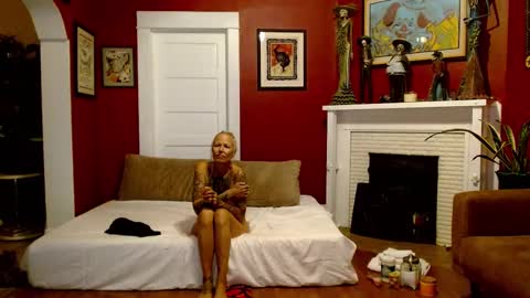 Snapshot of bnczuperzexy chatting on October 8, 2:31 am ZuperZexyZounds online show from October 8, 2:31 am