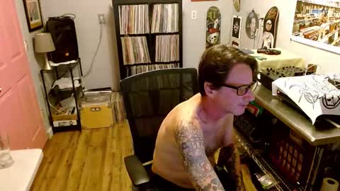 Snapshot of bnczuperzexy chatting on October 14, 4:57 am ZuperZexyZounds online show from October 14, 4:57 am