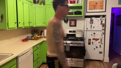 Snapshot of bnczuperzexy chatting on November 22, 3:38 am ZuperZexyZounds online show from November 22, 3:38 am