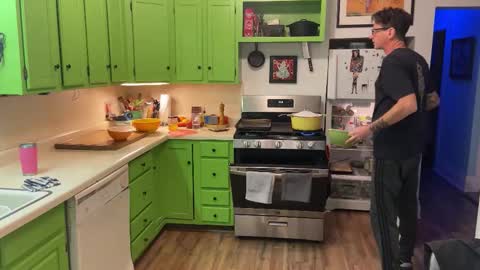 Snapshot of bnczuperzexy chatting on December 3, 3:36 am ZuperZexyZounds online show from December 3, 3:36 am