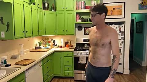 Snapshot of bnczuperzexy chatting on December 15, 12:59 am ZuperZexyZounds online show from December 15, 12:59 am