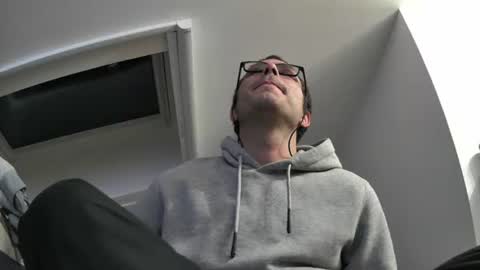 Snapshot of bo22222222 chatting on November 25, 2:22 am bo22222222 online show from November 25, 2:22 am