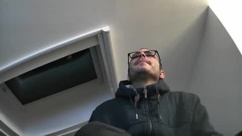 Snapshot of bo22222222 chatting on December 14, 9:19 pm bo22222222 online show from December 14, 9:19 pm