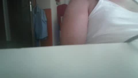 Snapshot of bob199429 chatting on October 4, 1:31 pm bob199429 online show from October 4, 1:31 pm