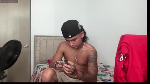 Snapshot of bob_pettersonn chatting on October 28, 4:53 pm Bob INDEPENDENT MODEL online show from October 28, 4:53 pm