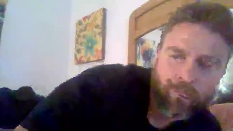 Snapshot of bobby223___2 chatting on April 16, 6:52 pm bobby223___2 online show from April 16, 6:52 pm