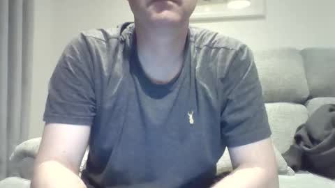 bobby_113 online show from March 21, 5:01 am