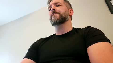 Bobchmw online show from April 29, 3:16 pm