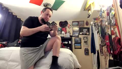 Snapshot of bobs520 chatting on January 11, 6:51 am Bobby520 online show from January 11, 6:51 am