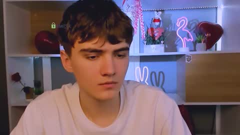 Snapshot of bodi_jon chatting on February 16, 12:34 pm bodi_jon online show from February 16, 12:34 pm