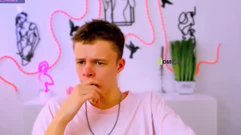 Snapshot of bodi_jon chatting on March 7, 6:54 am bodi_jon online show from March 7, 6:54 am