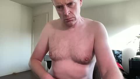 Snapshot of boegieboy76 chatting on November 21, 1:10 pm ask me online show from November 21, 1:10 pm