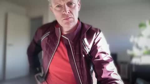 ask me online show from April 8, 8:36 am