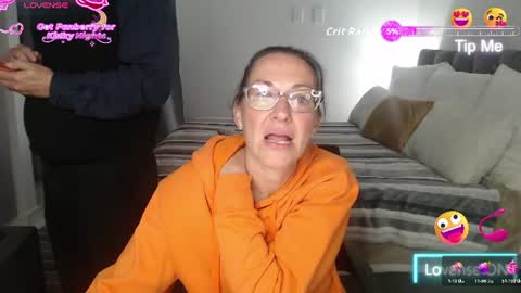 Ningifun couple online show from July 23, 6:28 pm