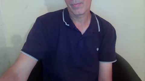 Snapshot of bogus25 chatting on July 18, 9:18 pm bogus25 online show from July 18, 9:18 pm
