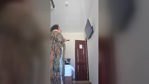 BohoBabeLaxy online show from July 31, 10:14 am