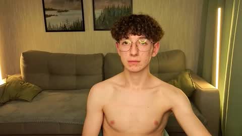 ALEXPVT IS OPEN online show from October 10, 3:33 pm