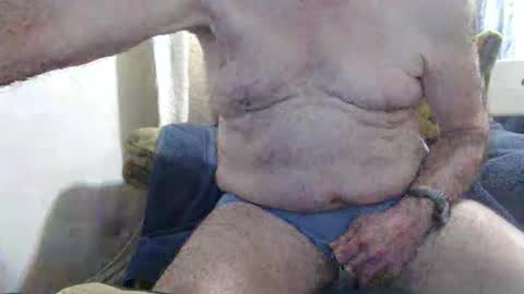 Snapshot of bolbil1 chatting on October 27, 9:24 am bolbil1 online show from October 27, 9:24 am