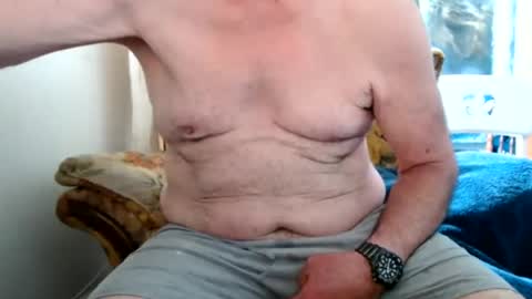Snapshot of bolbil1 chatting on June 21, 5:37 pm bolbil1 online show from June 21, 5:37 pm