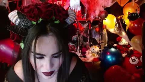 Snapshot of bom_bomx chatting on October 31, 12:00 am Paris online show from October 31, 12:00 am